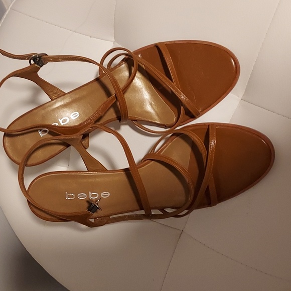 Sandals - Picture 1 of 2